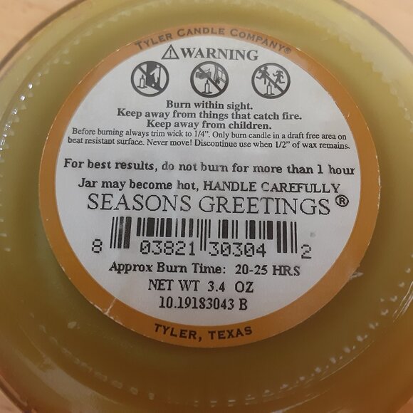 Tyler Candle Company – SEASONS GREETINGS (3.4 oz) – NEW! - Picture 3 of 7